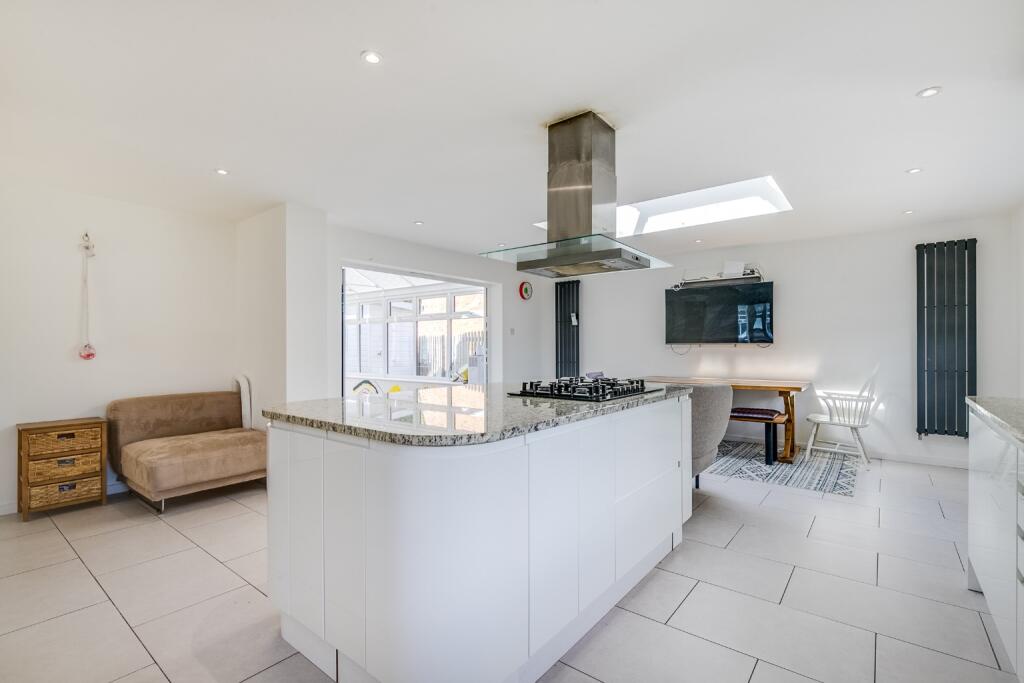 Additional image 4 of Hawthorns, Welwyn Garden City, Hertfordshire, AL8 7SE