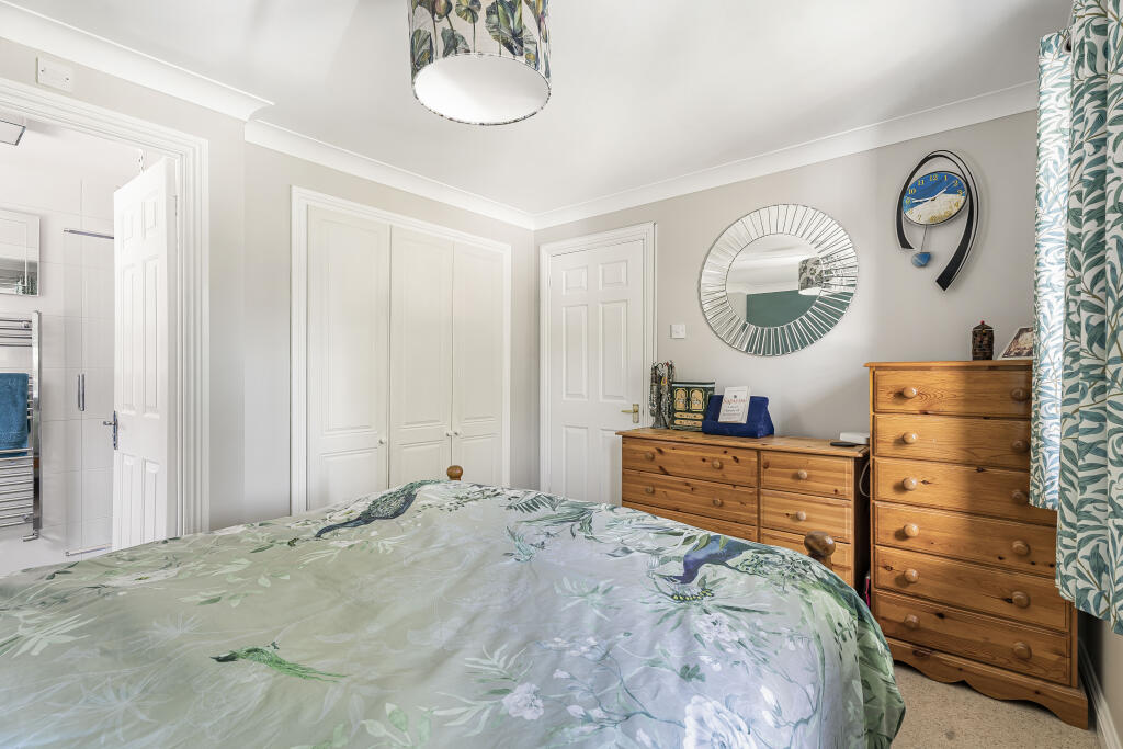 Additional image 14 of St Barts Close, St Albans, AL4