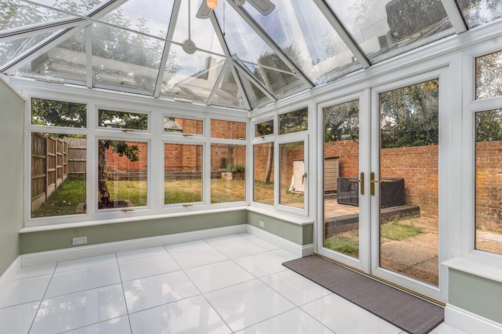 Additional image 14 of Knightsfield, Welwyn Garden City, Hertfordshire, AL8 7JE