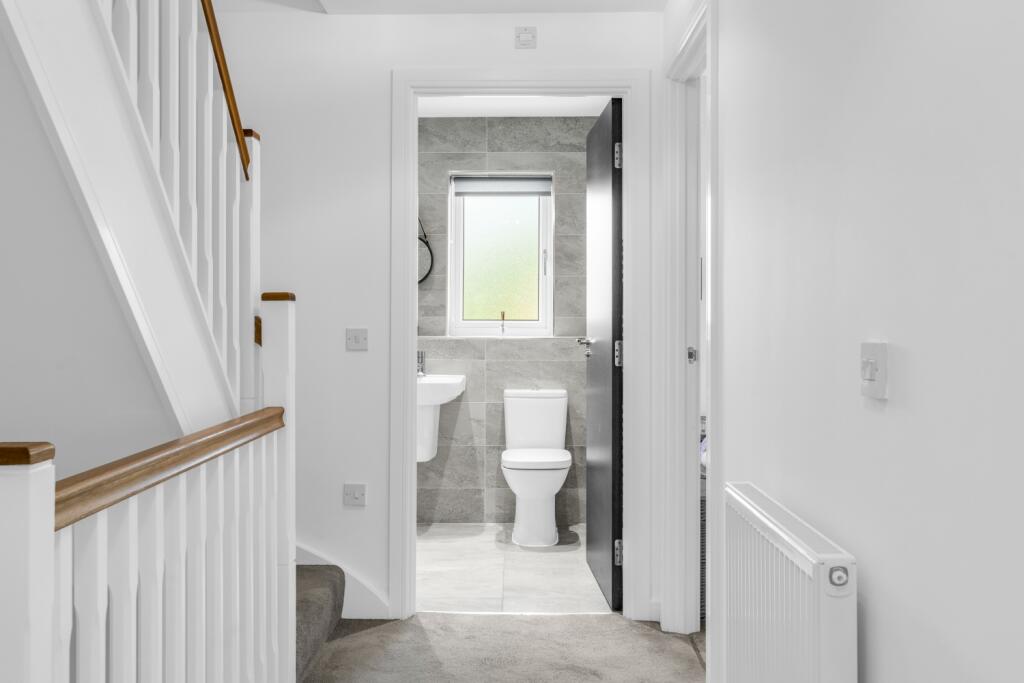 Additional image 14 of Queens Avenue, Welwyn Garden City, Hertfordshire, AL7