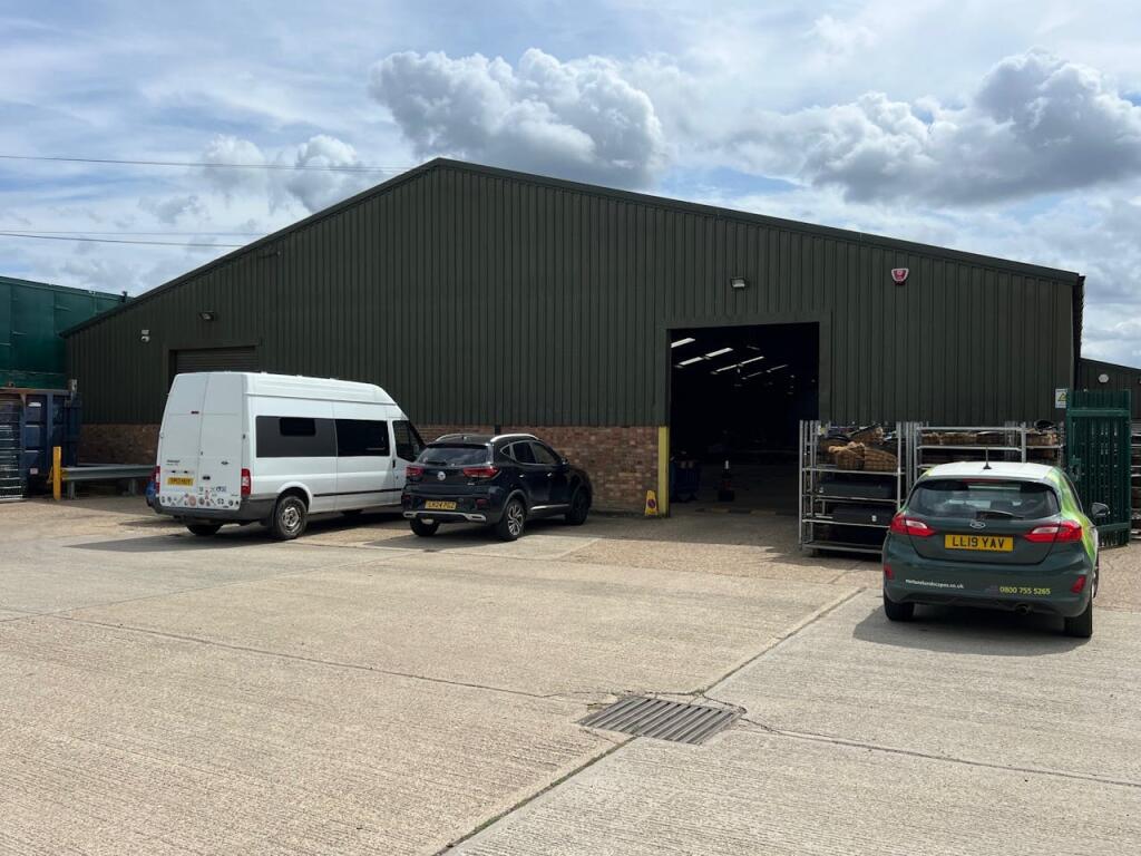 Additional image 6 of Unit 65, Coursers Farm, Coursers Road, Colney Heath, AL4 0PD