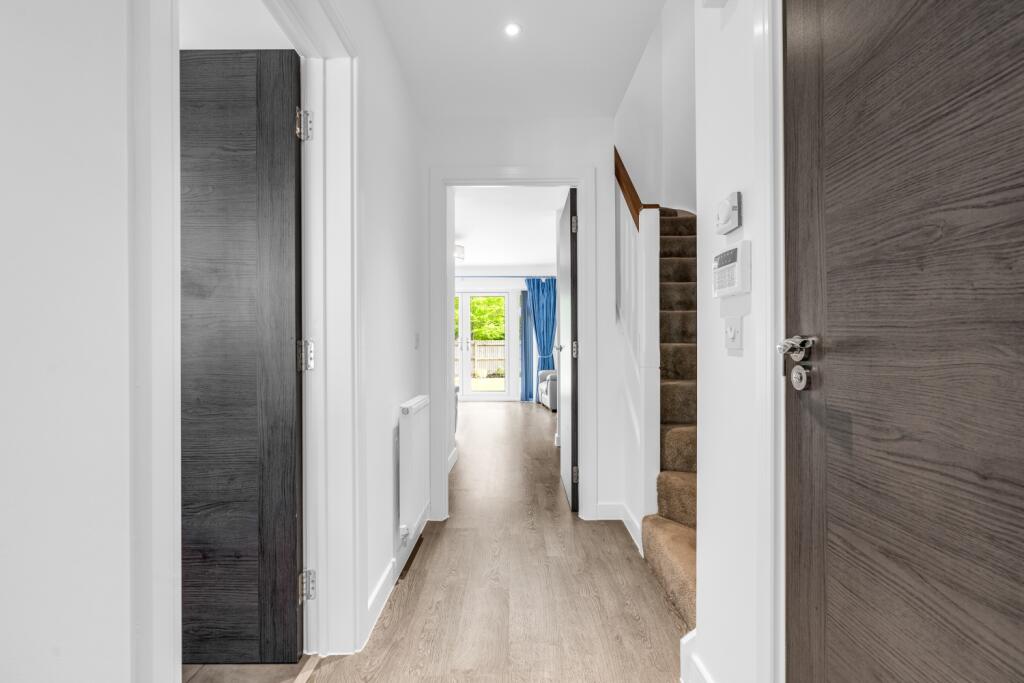 Additional image 9 of Queens Avenue, Welwyn Garden City, Hertfordshire, AL7