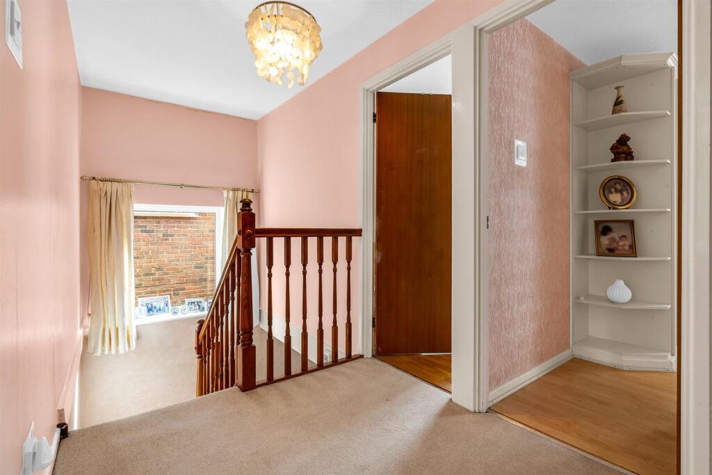 Additional image 17 of Godfries Close, Tewin, Welwyn