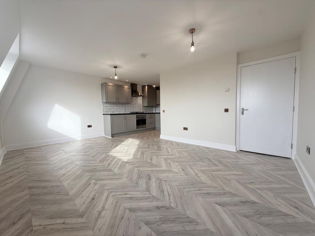 Additional image 7 of Moors Walk, WELWYN GARDEN CITY