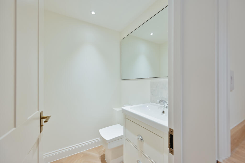 Additional image 10 of Wroxham Way, HARPENDEN, AL5