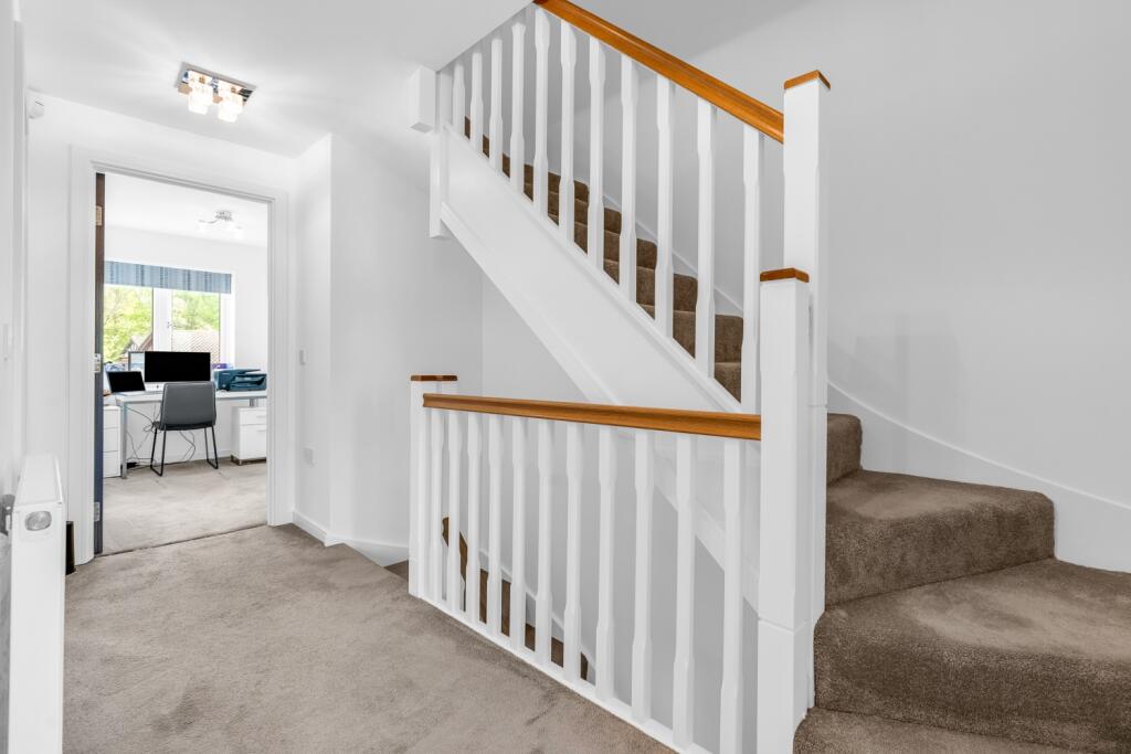 Additional image 21 of Queens Avenue, Welwyn Garden City, Hertfordshire, AL7