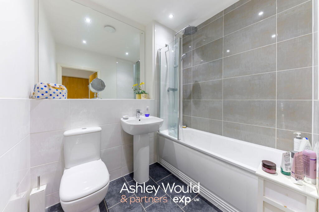 Additional image 9 of Bloomsbury House, 7 Highfield Road