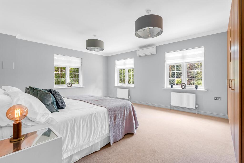 Additional image 13 of Harmer Green Lane, Welwyn