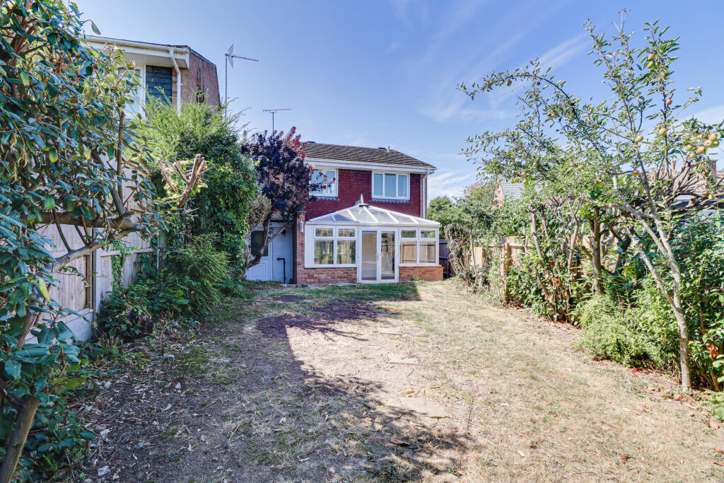 Additional image 13 of Tuffnells Way, Harpenden, AL5