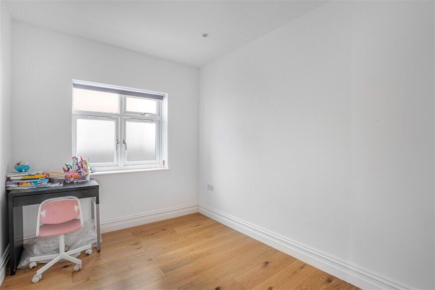 Additional image 18 of Grove Road, Harpenden, AL5