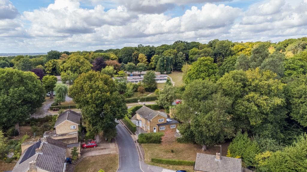 Additional image 30 of Hawthorns, Welwyn Garden City, Hertfordshire, AL8 7SE