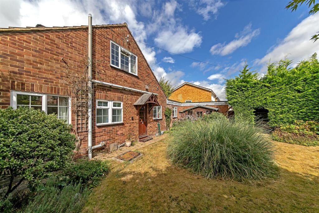 Additional image 24 of Wick Avenue, Wheathampstead, St. Albans