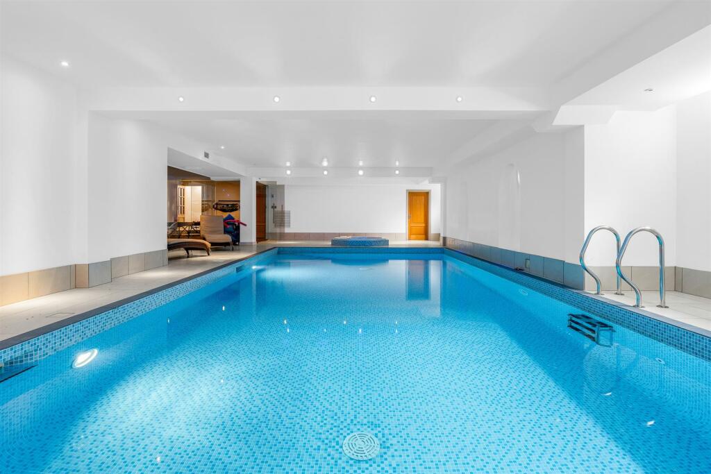 Additional image 19 of Harmer Green Lane, Welwyn