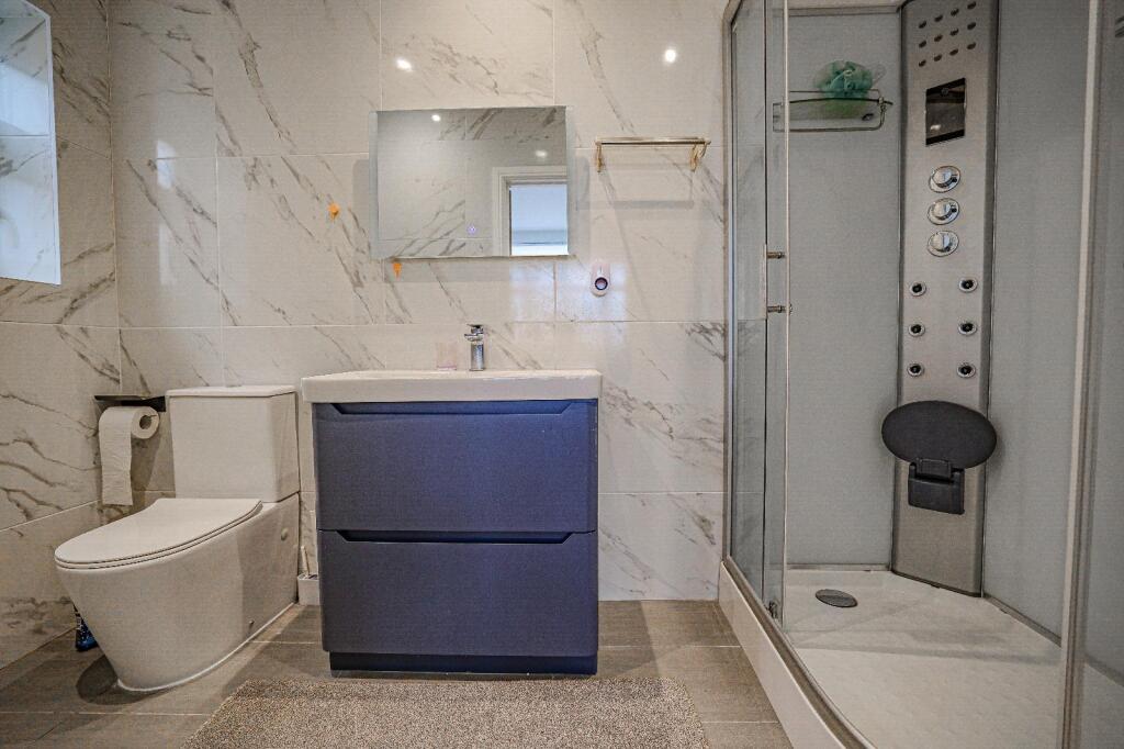 Additional image 14 of Grove Road, Harpenden, AL5