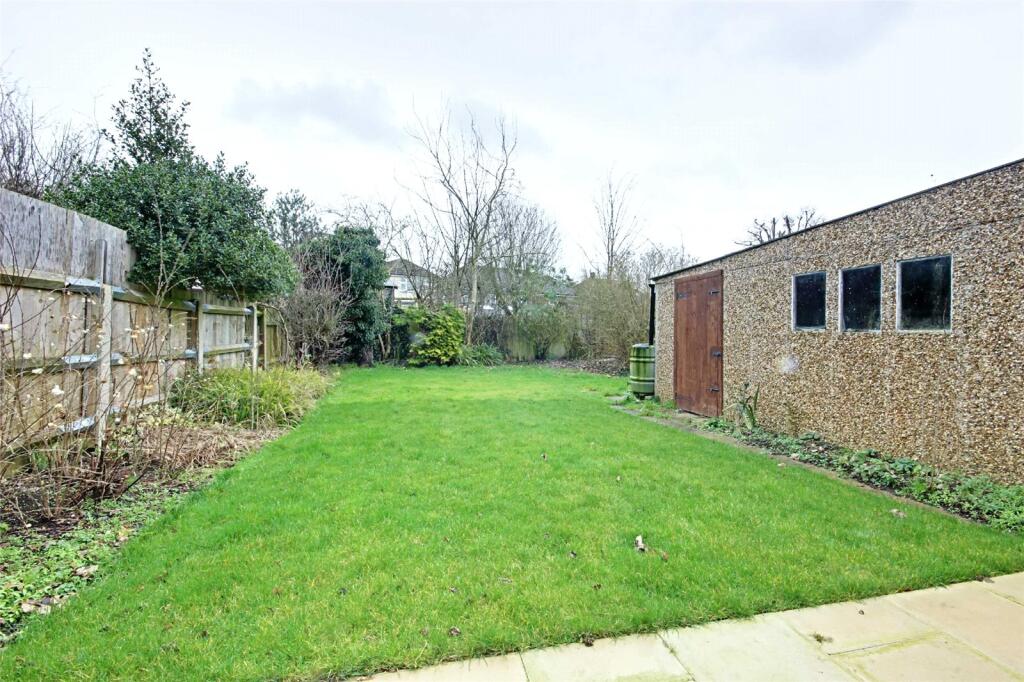 Additional image 5 of Oaklands Avenue, Brookmans Park, Herts, AL9