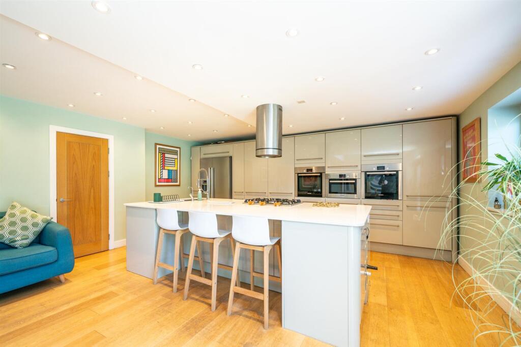 Additional image 9 of Windmill Avenue, St. Albans