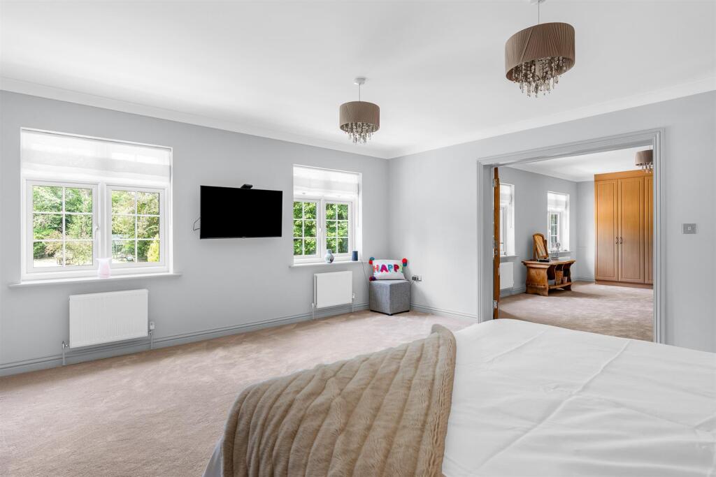 Additional image 17 of Harmer Green Lane, Welwyn