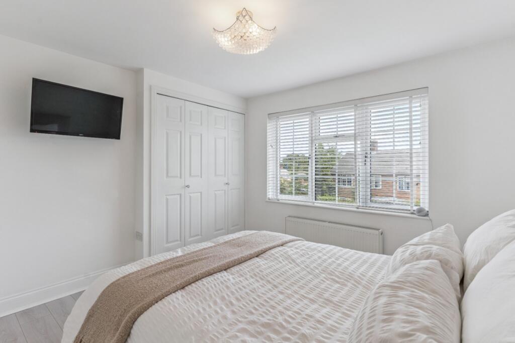 Additional image 16 of Knightsfield, Welwyn Garden City, Hertfordshire, AL8 7JE