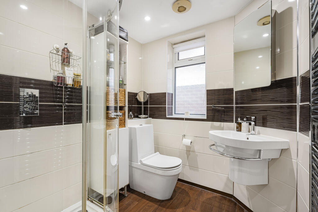 Additional image 16 of Springfield Crescent, Harpenden, AL5