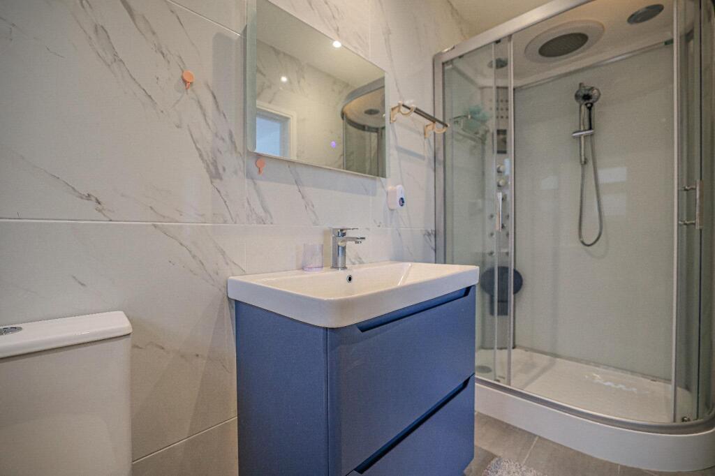 Additional image 21 of Grove Road, Harpenden, AL5