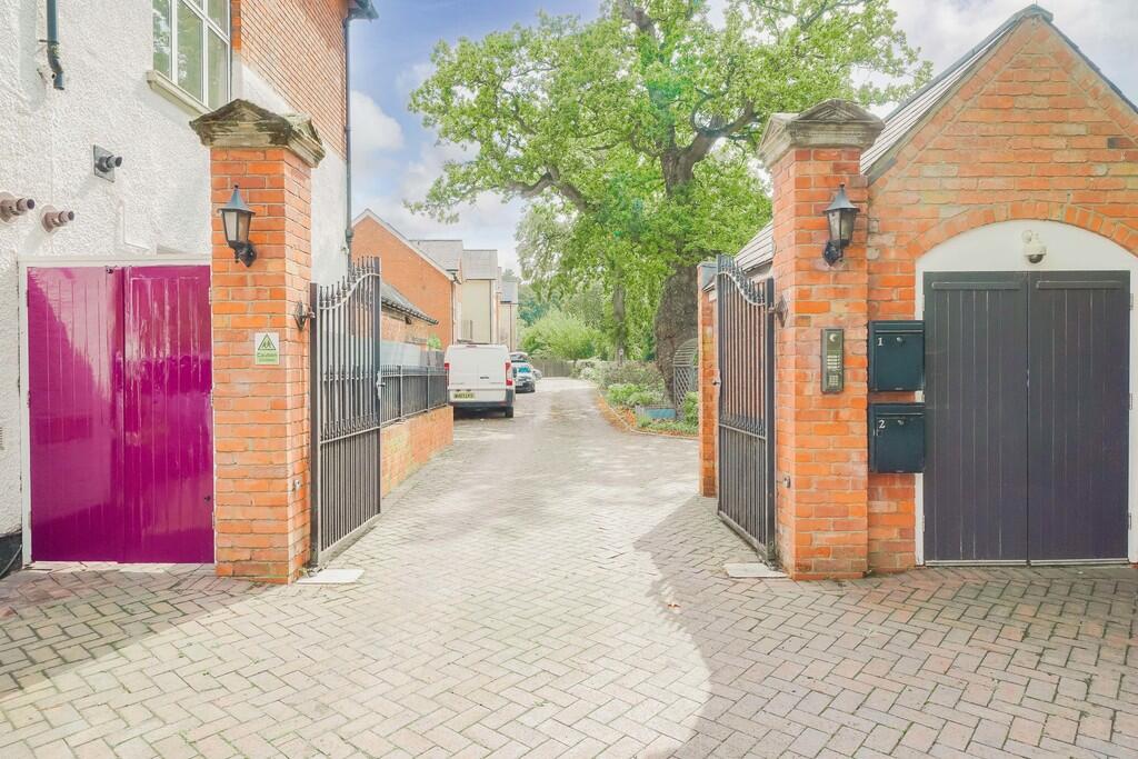 Additional image 26 of Wizards Walk, Moseley