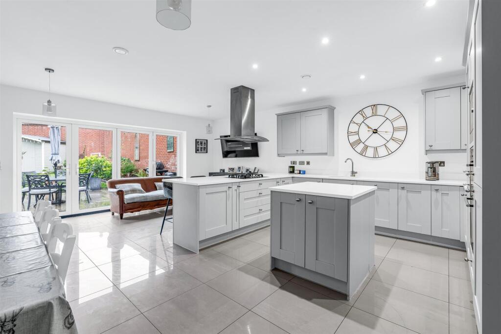 Additional image 8 of Frythe Avenue, Welwyn