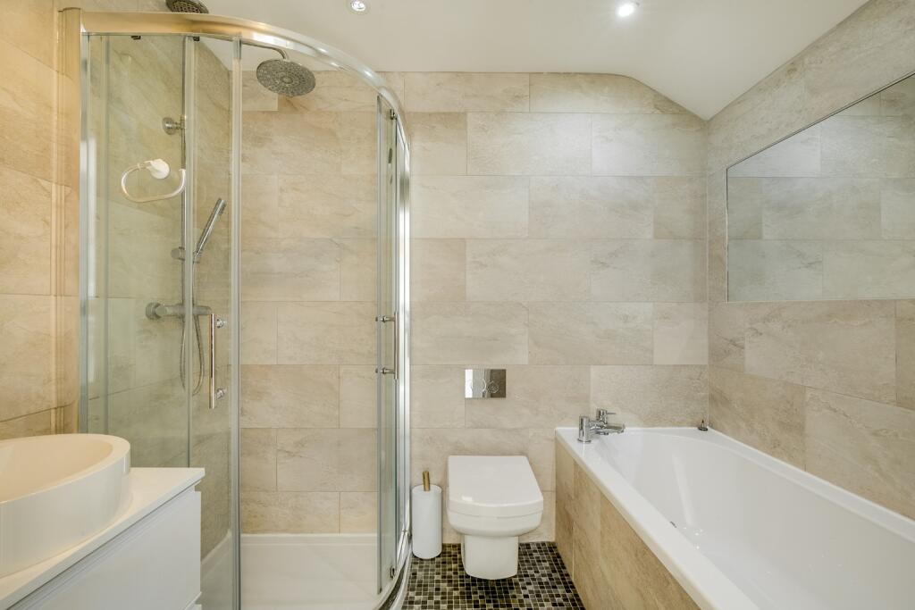 Additional image 17 of Hawthorns, Welwyn Garden City, Hertfordshire, AL8 7SE