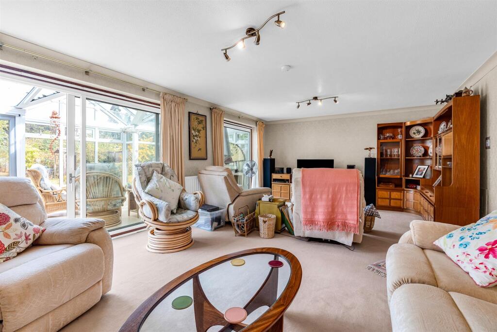Additional image 8 of Godfries Close, Tewin, Welwyn