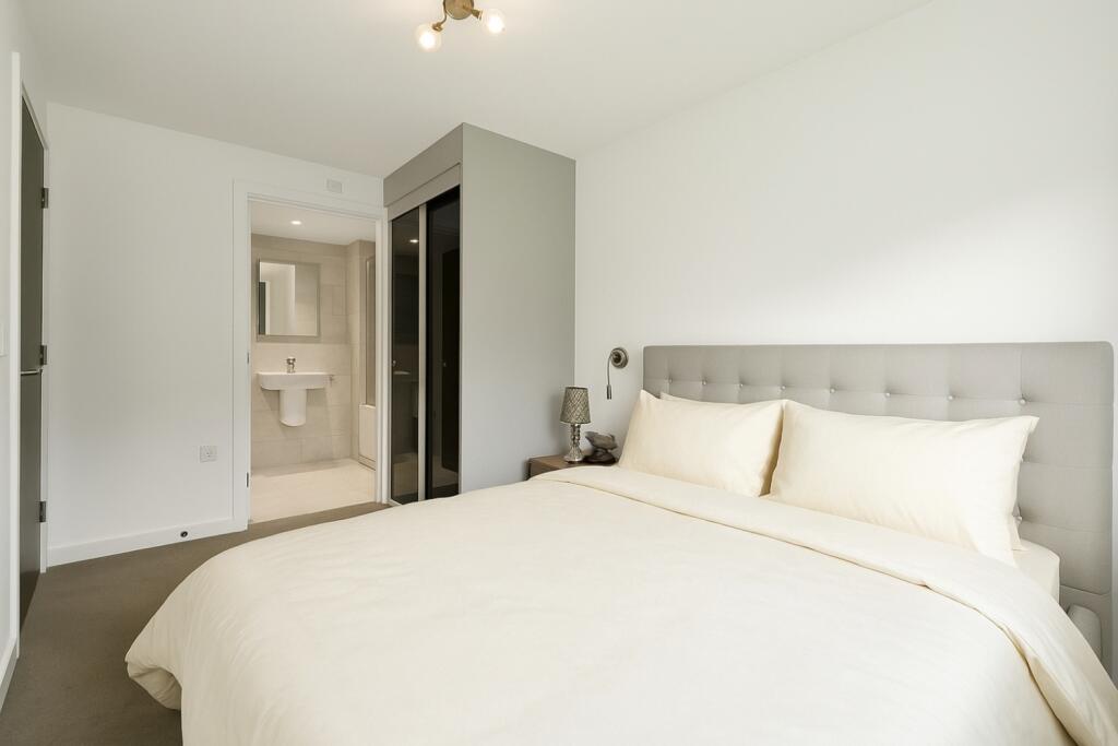 Additional image 17 of Queens Avenue, Welwyn Garden City, Hertfordshire, AL7