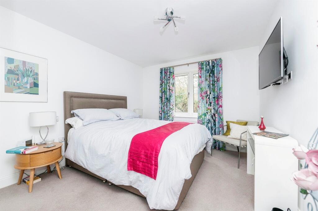 Additional image 6 of Salix Close, Welwyn