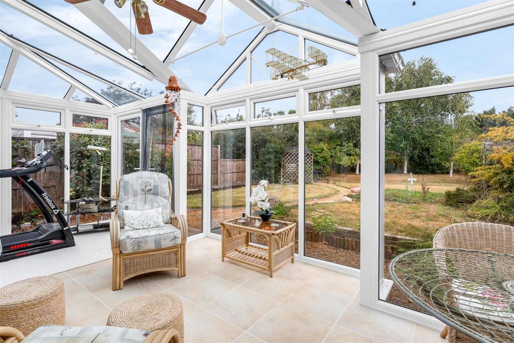 Additional image 5 of Godfries Close, Tewin, Welwyn