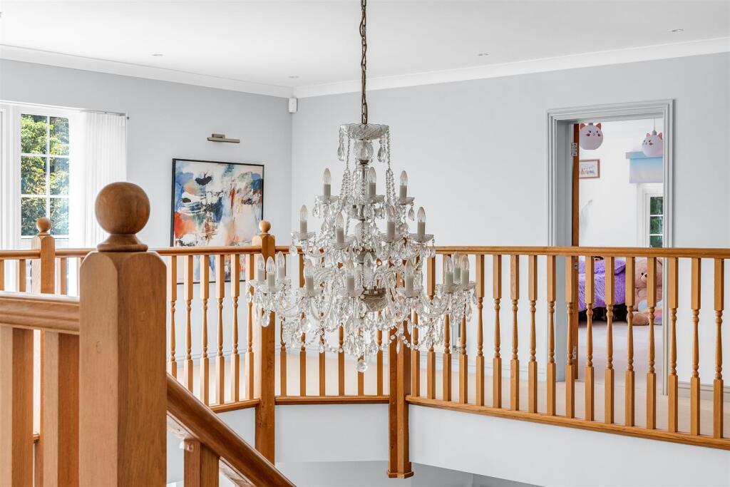 Additional image 8 of Harmer Green Lane, Welwyn