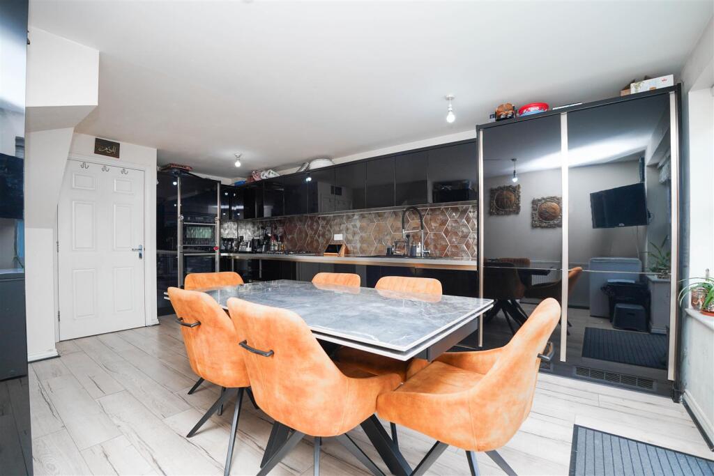 Additional image 7 of New Imperial Crescent, Birmingham