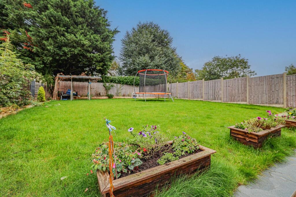 Additional image 26 of Grove Road, Harpenden, AL5