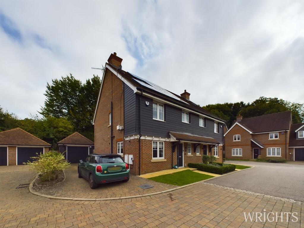 Additional image 4 of Salix Close, Welwyn, AL6