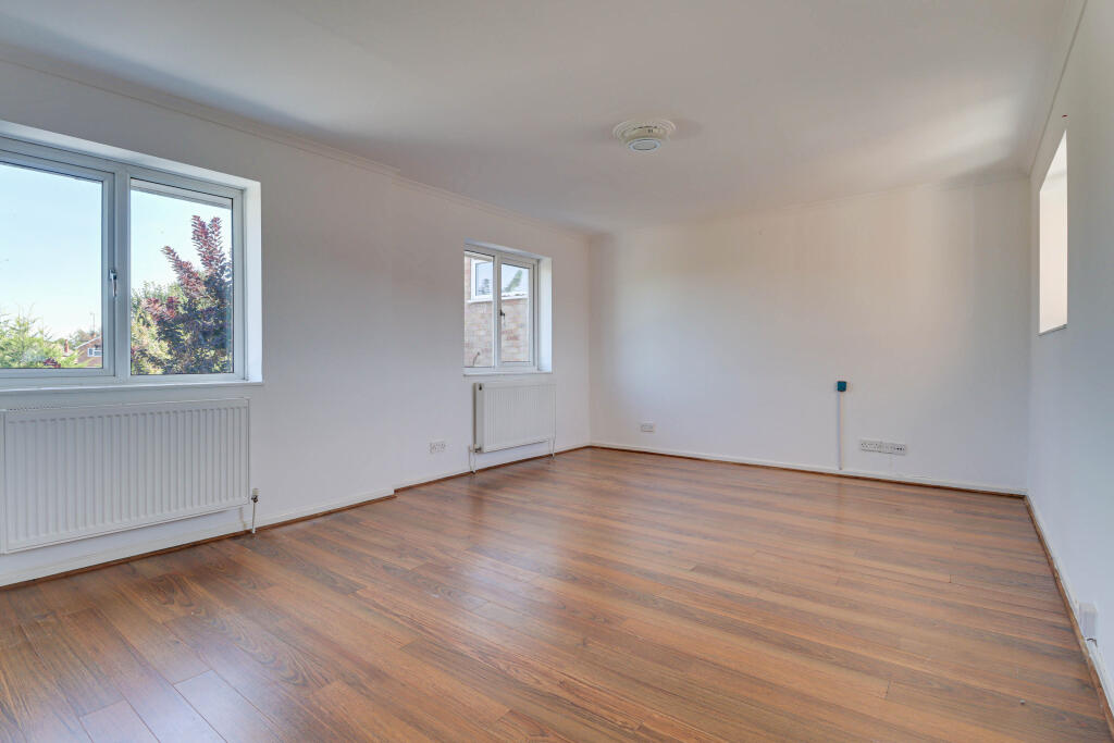 Additional image 7 of Tuffnells Way, Harpenden, AL5