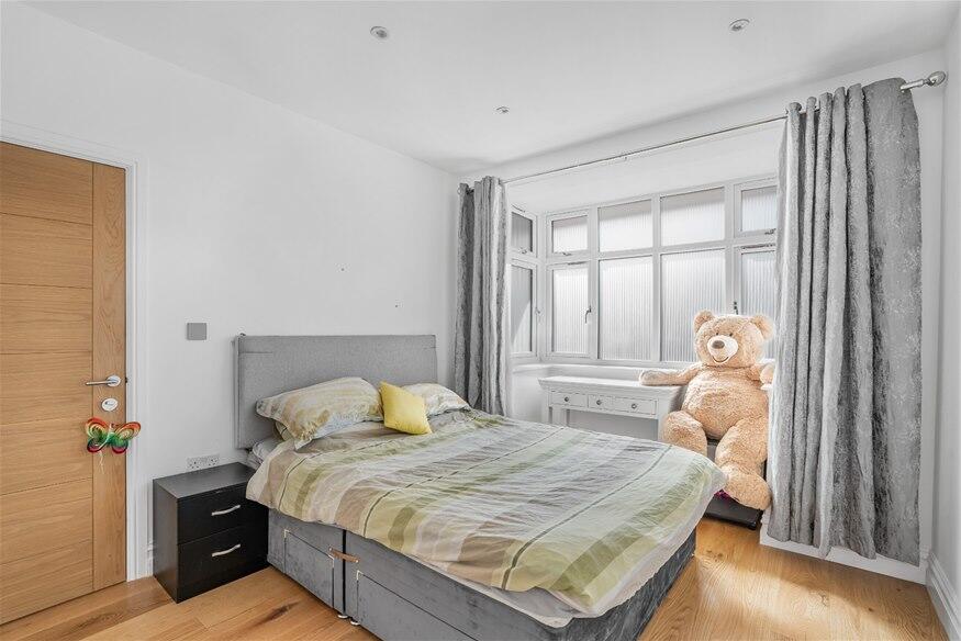 Additional image 8 of Grove Road, Harpenden, AL5