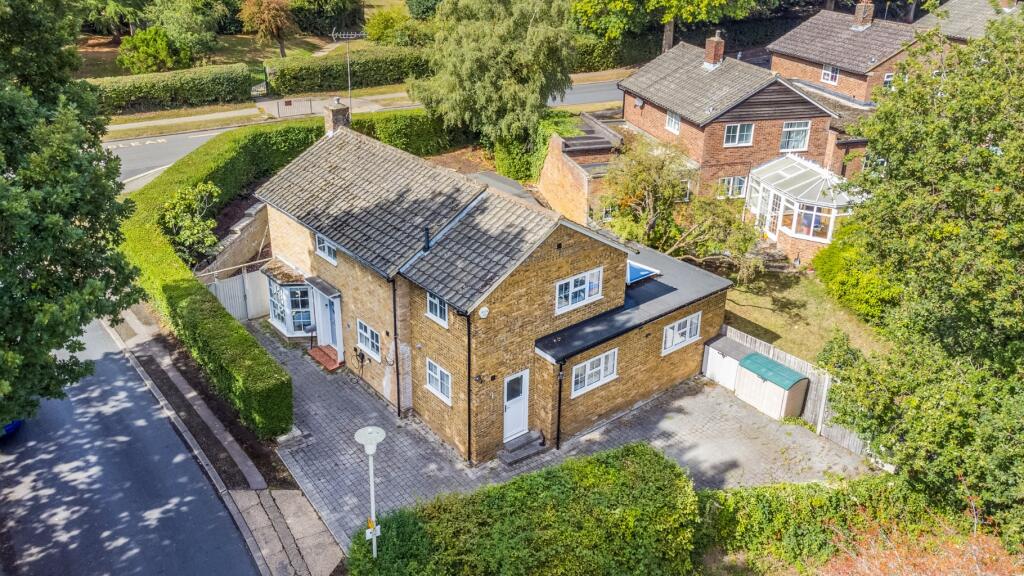 Additional image 32 of Hawthorns, Welwyn Garden City, Hertfordshire, AL8 7SE
