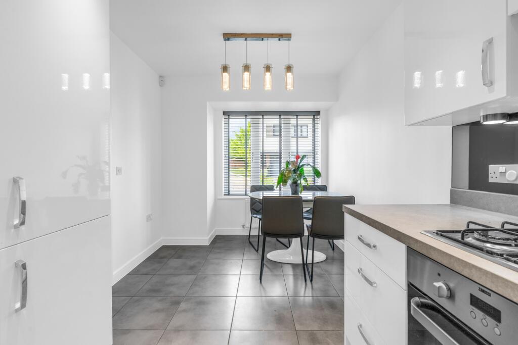 Additional image 5 of Queens Avenue, Welwyn Garden City, Hertfordshire, AL7