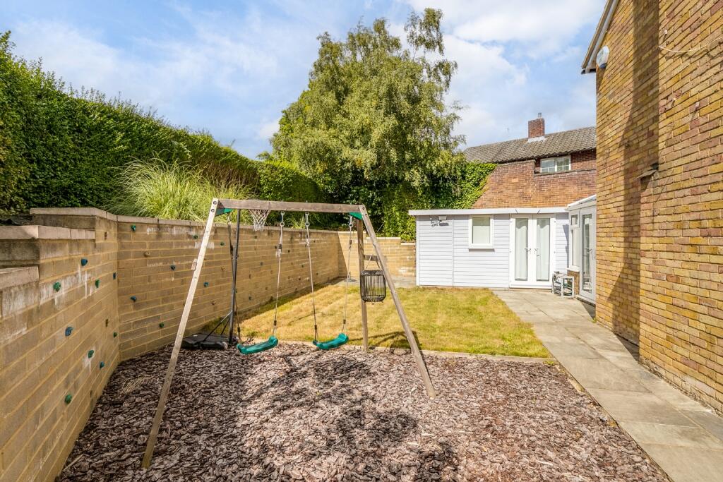 Additional image 27 of Hawthorns, Welwyn Garden City, Hertfordshire, AL8 7SE