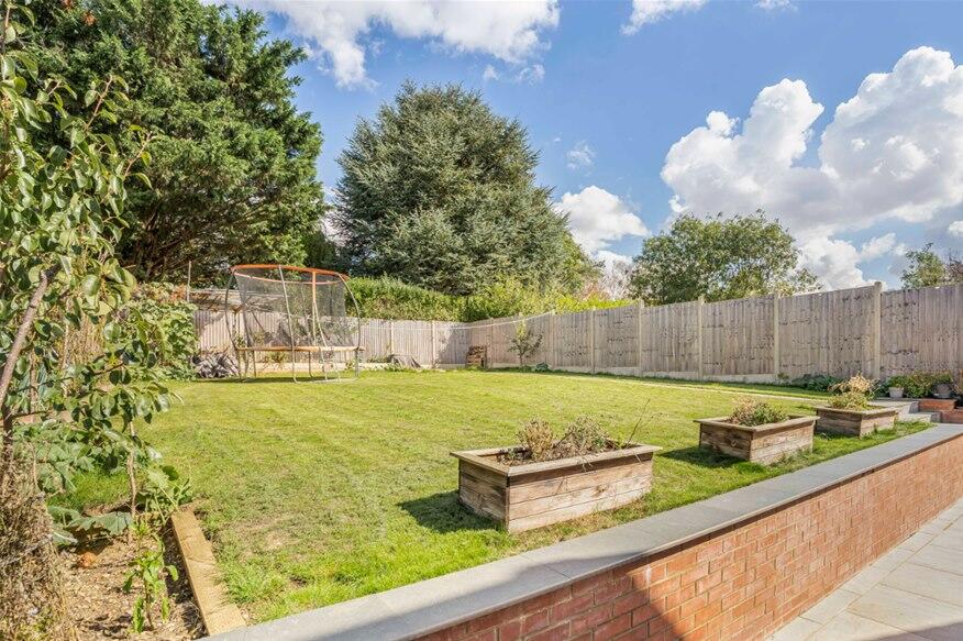 Additional image 21 of Grove Road, Harpenden, AL5