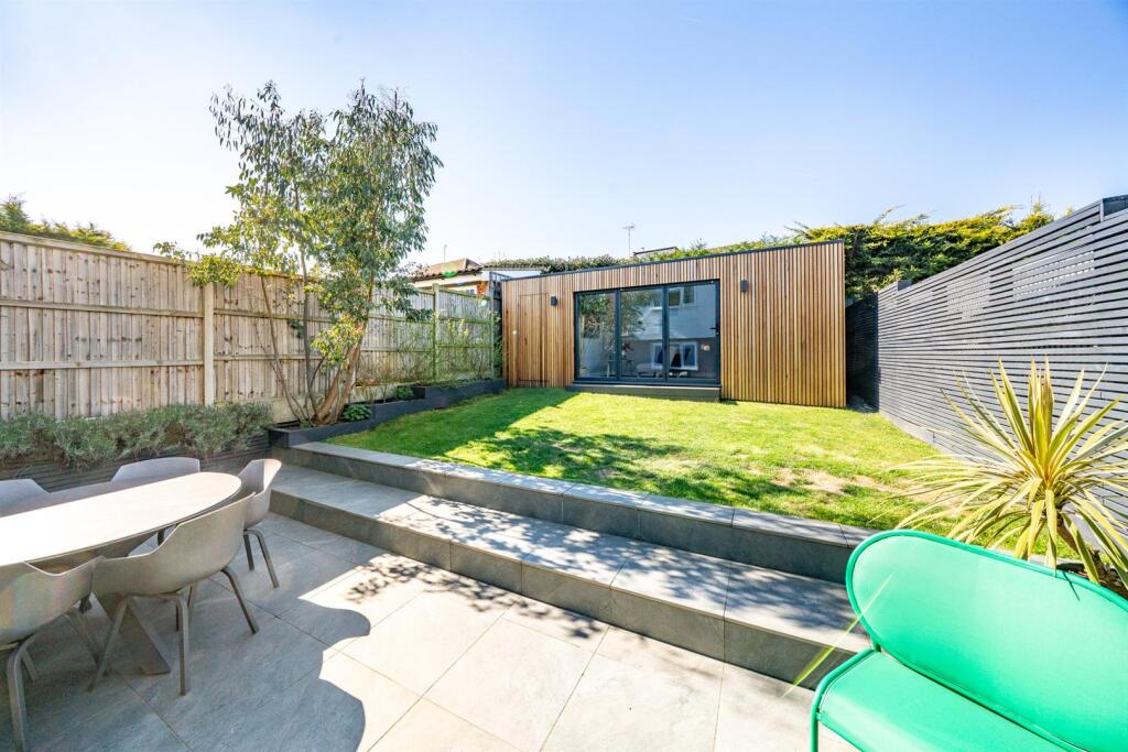 Additional image 4 of Windmill Avenue, St. Albans