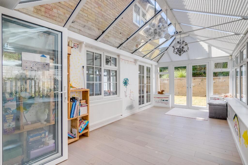 Additional image 13 of Hawthorns, Welwyn Garden City, Hertfordshire, AL8 7SE