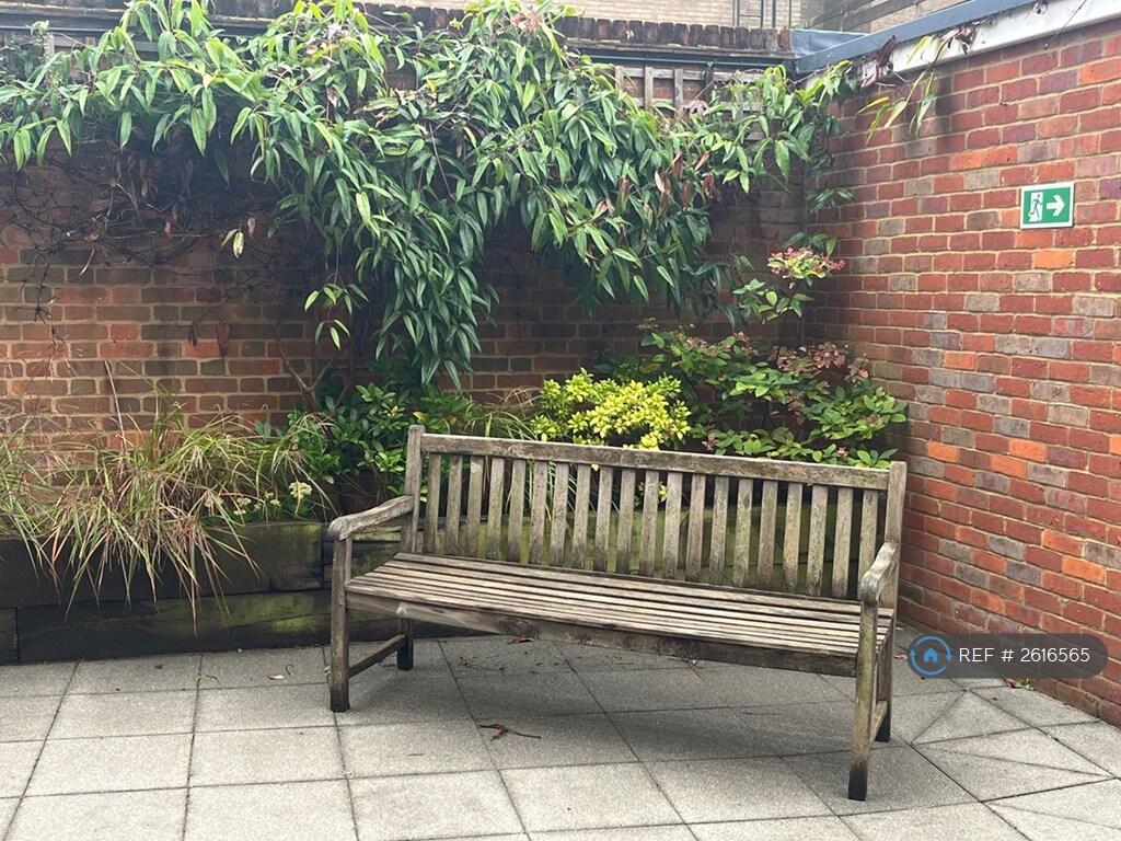 Additional image 15 of Old Post Office House, Harpenden, AL5