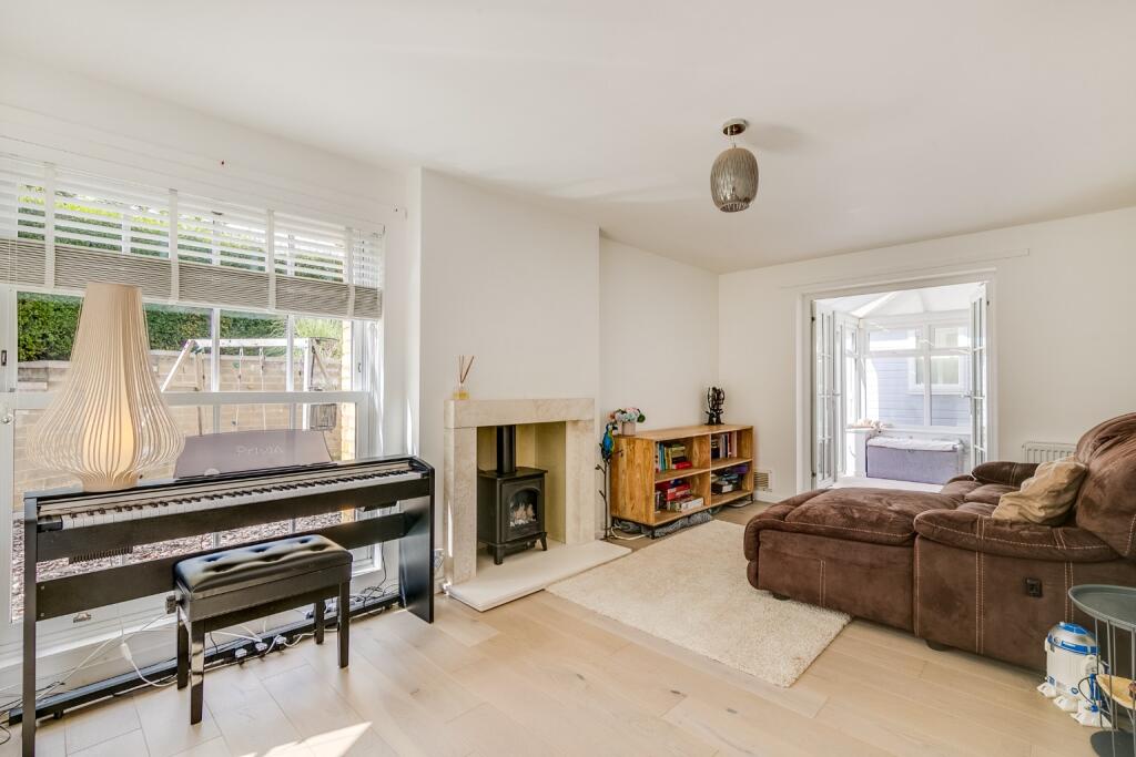 Additional image 12 of Hawthorns, Welwyn Garden City, Hertfordshire, AL8 7SE