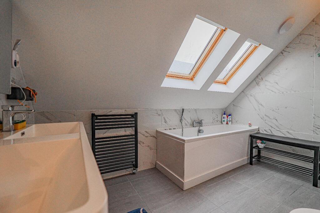 Additional image 16 of Grove Road, Harpenden, AL5