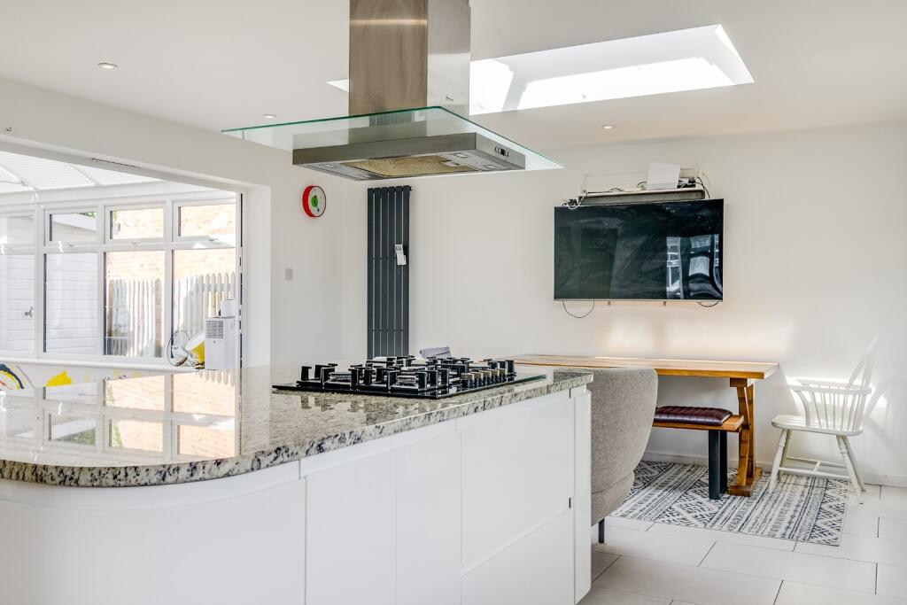 Additional image 7 of Hawthorns, Welwyn Garden City, Hertfordshire, AL8 7SE