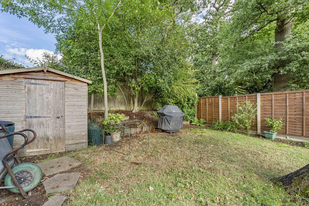 Additional image 27 of St Barts Close, St Albans, AL4