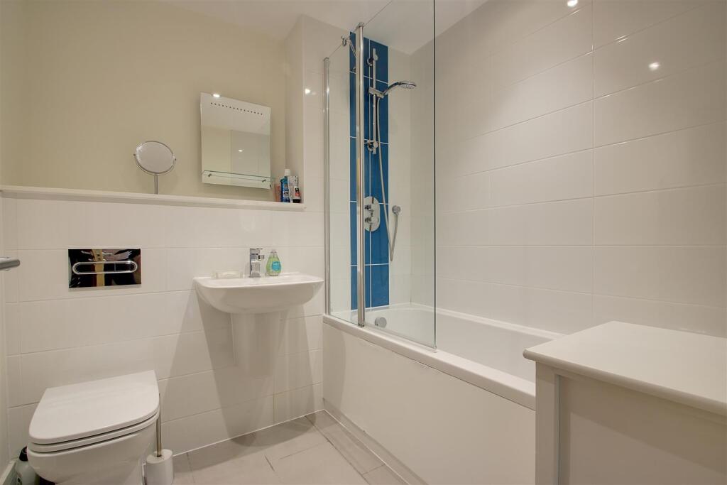 Additional image 4 of Arden Grove, Harpenden
