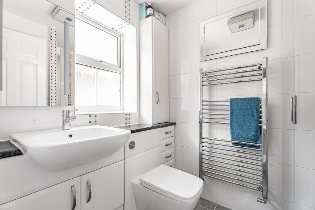 Additional image 15 of St Barts Close, St Albans, AL4